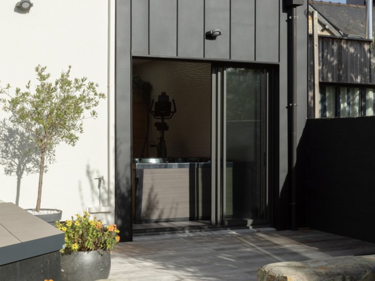 DISCRETION & COCOONING - 13