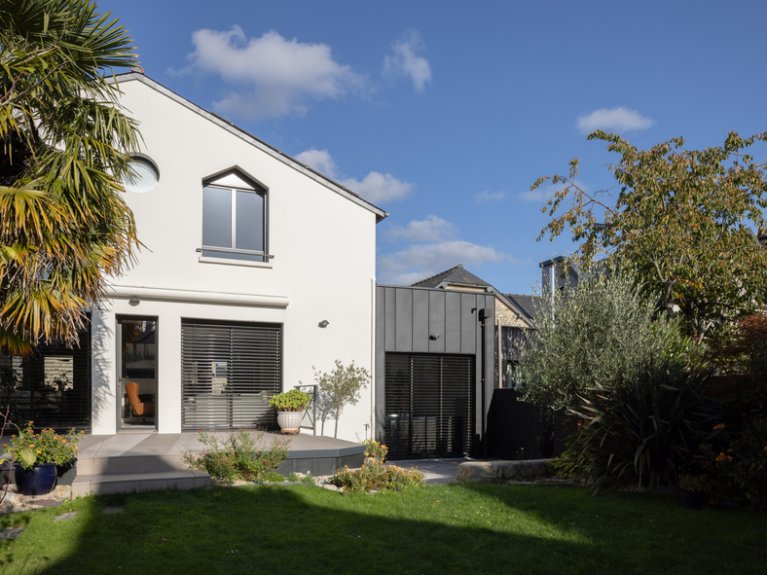 DISCRETION & COCOONING - 3