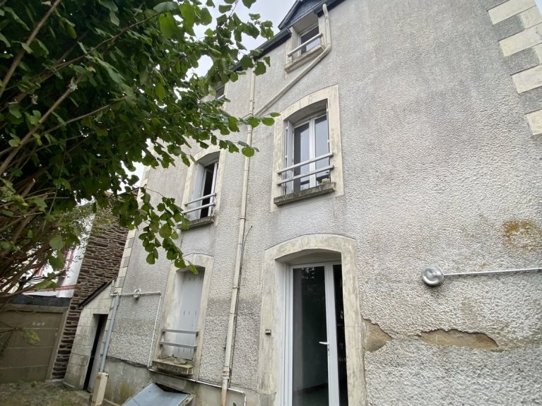 Contrastes, patrimoine urbain  & extension bucolique ouverte sur le jardin - 3